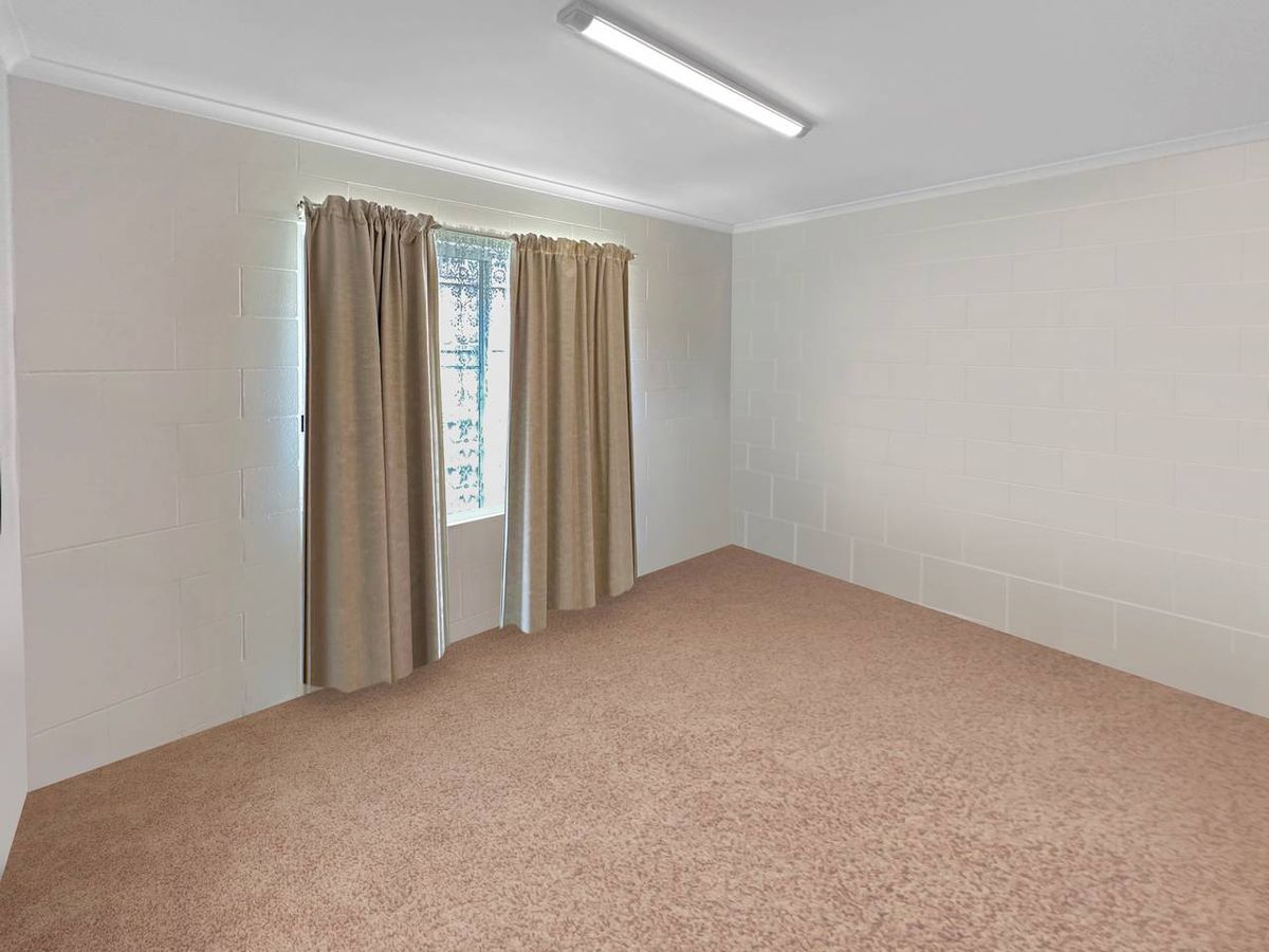 10 Azalea Street, Atherton