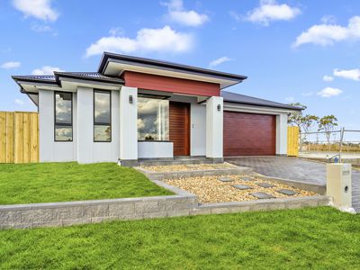 61 Pleasant Circuit, Gledswood Hills