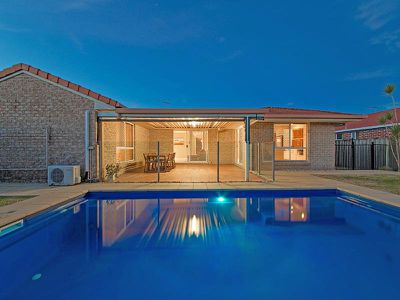 16 Holland Cres, Wynnum West