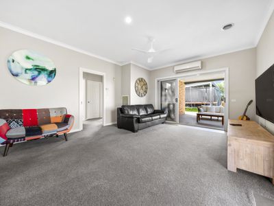 2 Brolga Place, Sale