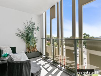 42 / 172 Railway Parade, West Leederville