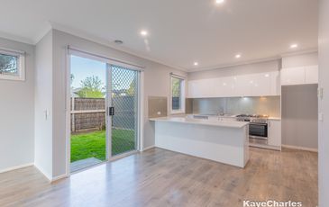 30 Manuka Road, Berwick
