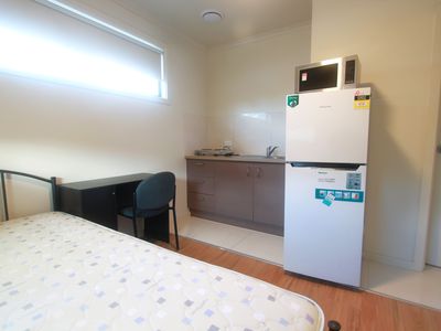 2 / 108 (R8) Wellington Road, Clayton, Clayton