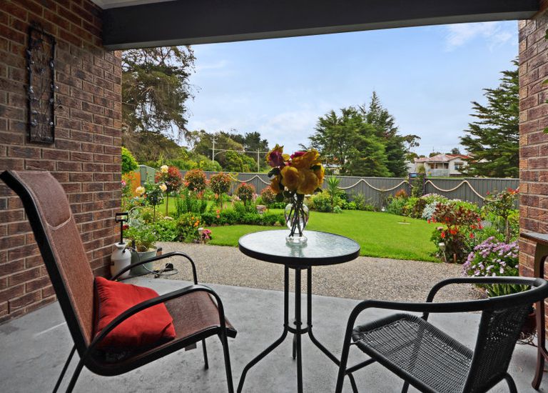 4 Neptune Avenue North, Portland