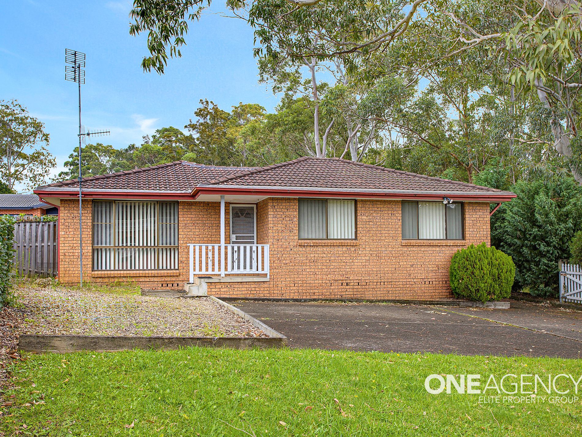 14 Carbeen Crescent, Cordeaux Heights