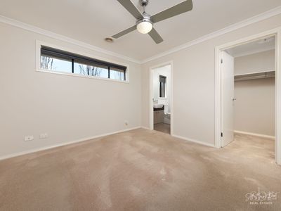 33 WHITELEY CIRCUIT, Baranduda