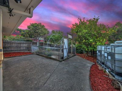 6 Ayres Close, Cranbourne North