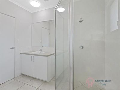 2 / 32 Accatino Street, Edmonton