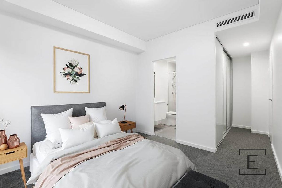303 / 33 Percy Street, Bankstown