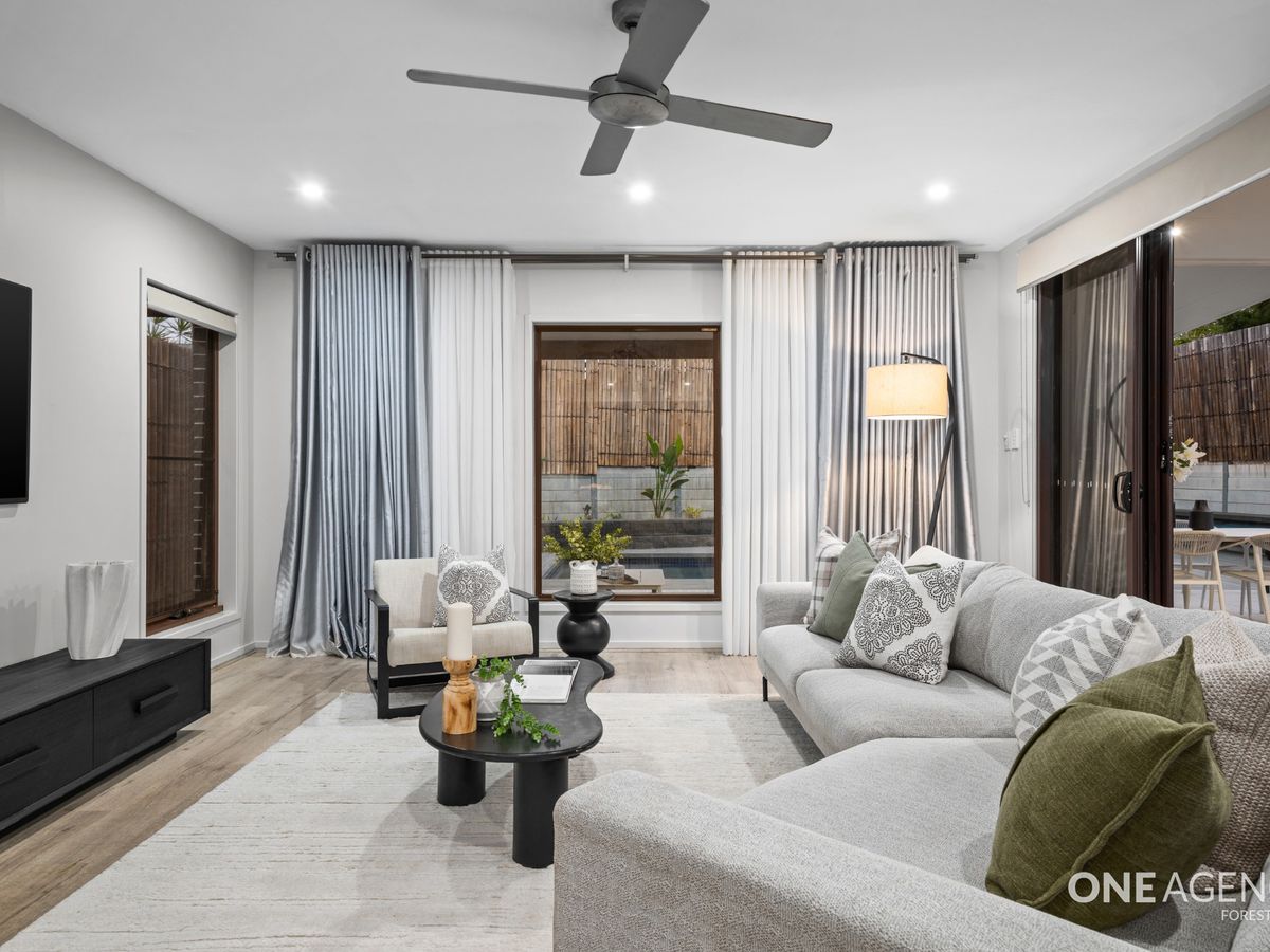 79 Calm Crescent, Springfield Lakes