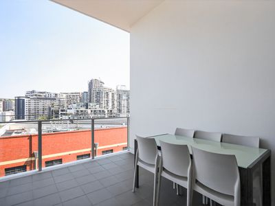 708 / 113 Commercial Road, Teneriffe