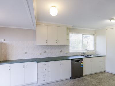 2A Herbert Court, Moranbah