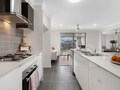 84 Sarah Drive, Yamanto