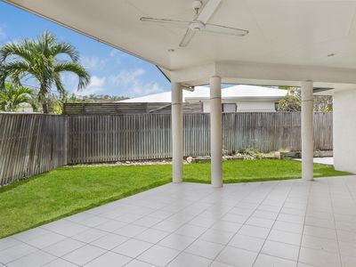 32 Klewarra Bvd, Douglas