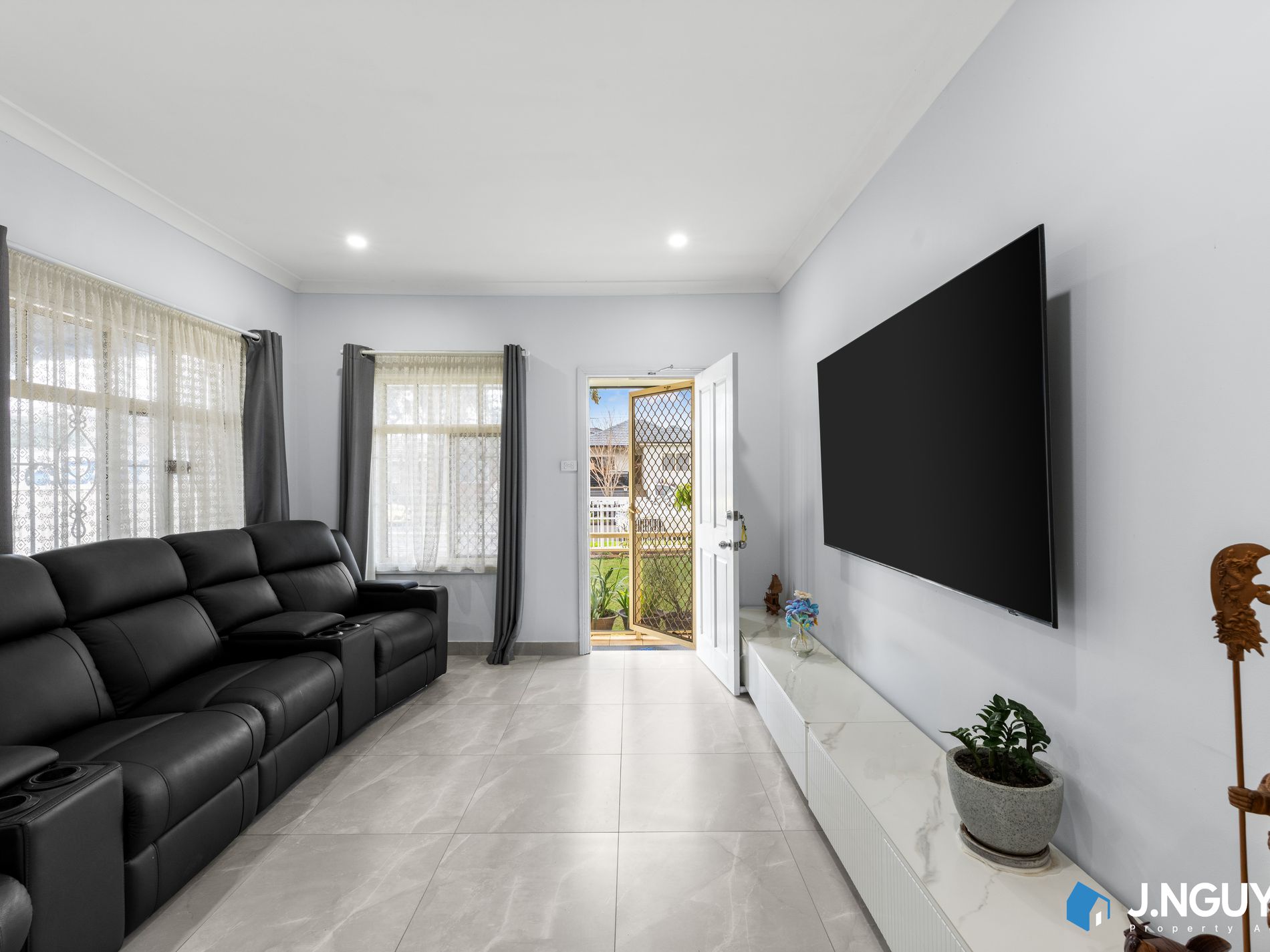21C Buckingham Street, Canley Heights