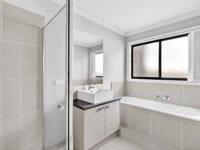 24 Corella Road, Armstrong Creek