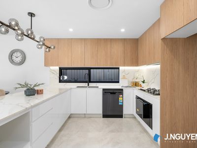 8 Clarence Street, Canley Heights