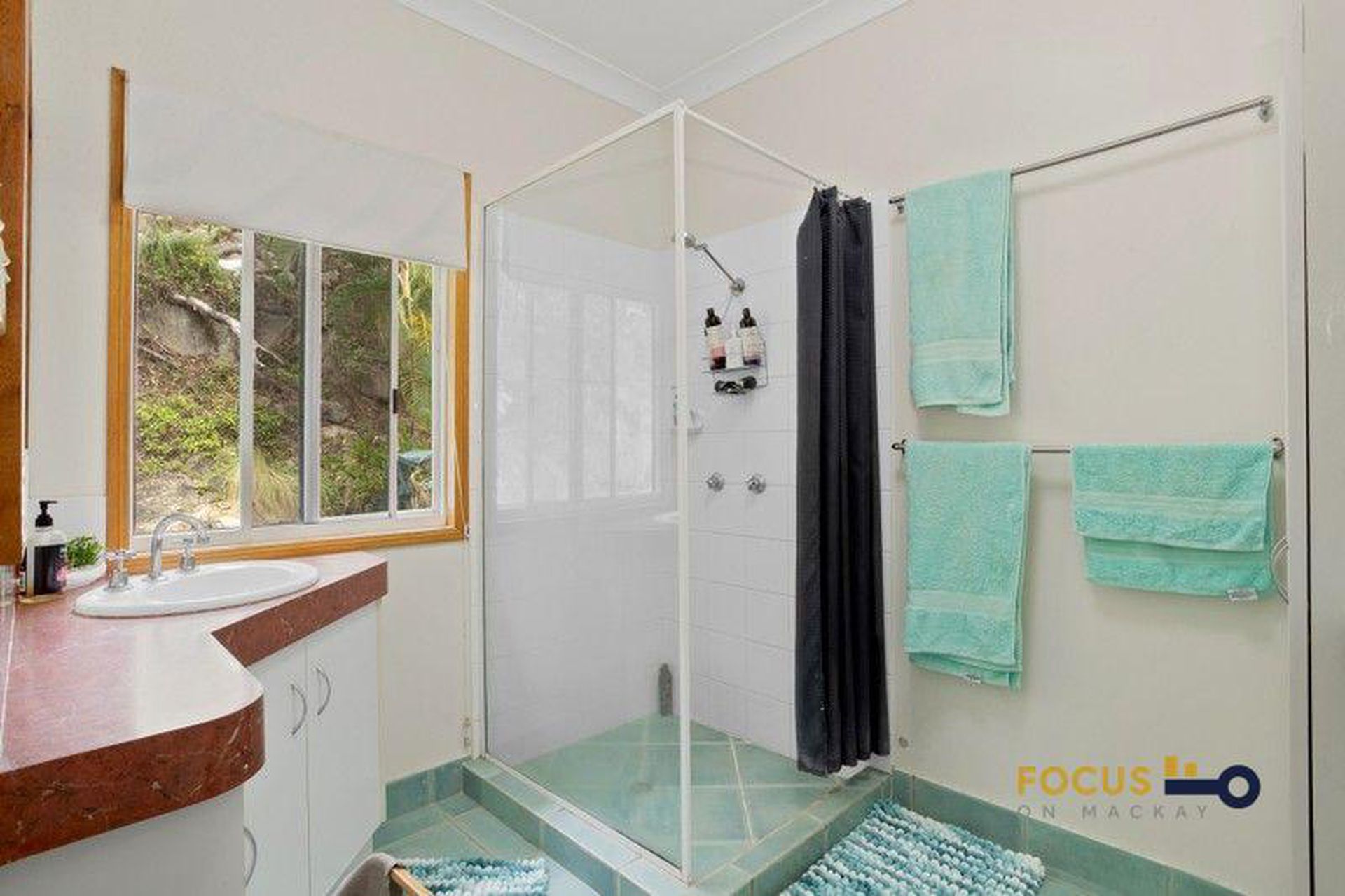 14 Sturgeon Street, Ball Bay