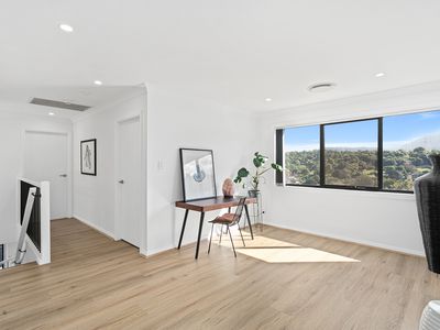 34A Pennant Crescent, Berkeley