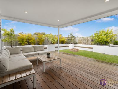 10 Alata Grove, Byford