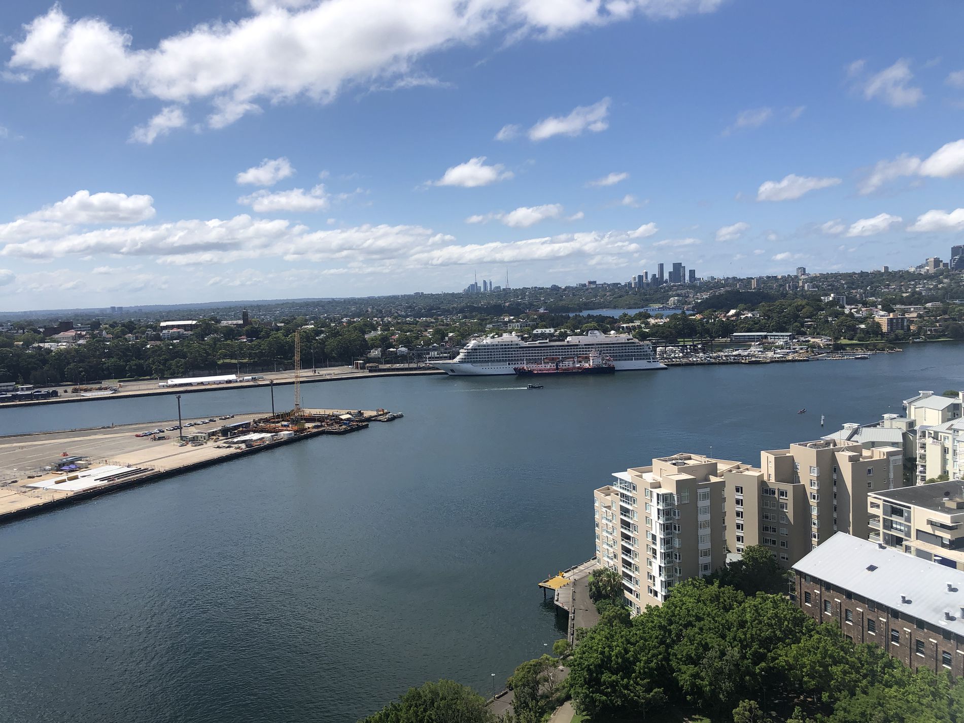 17f / 4 Distillery Drive, Pyrmont