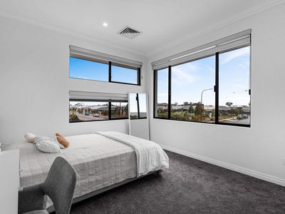 2 Norfolk Drive, Southern River