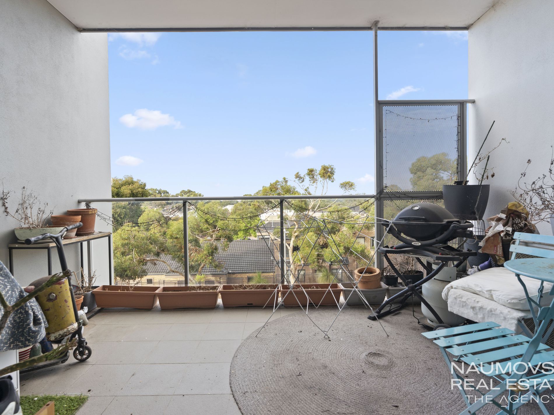 16 / 1 Walsh Loop, Joondalup