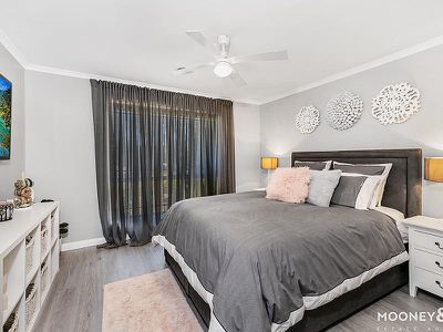 15 Ferndown Drive, Cranbourne