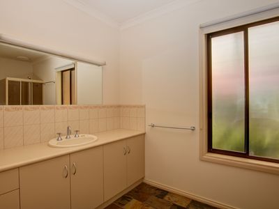 1 Harmer Court, Horsham