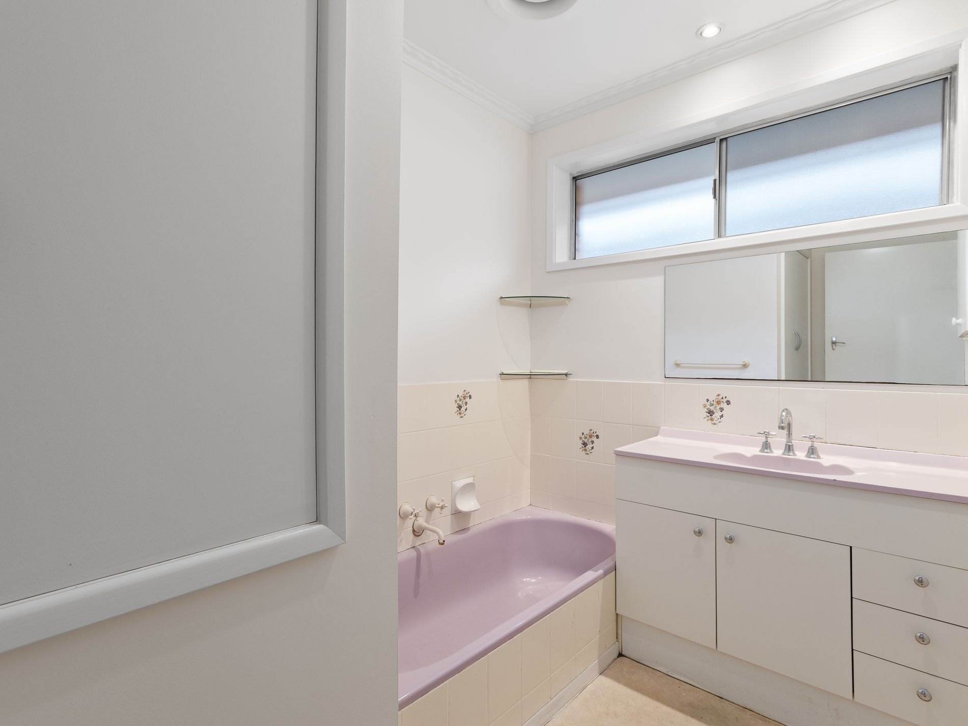 14 Fairfield Avenue, Belmont