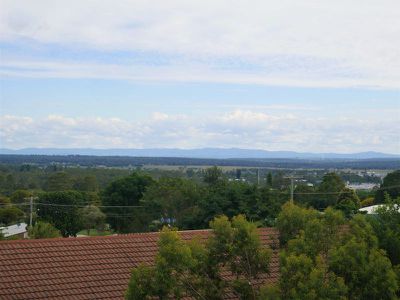 6 Neville Place, Kingaroy