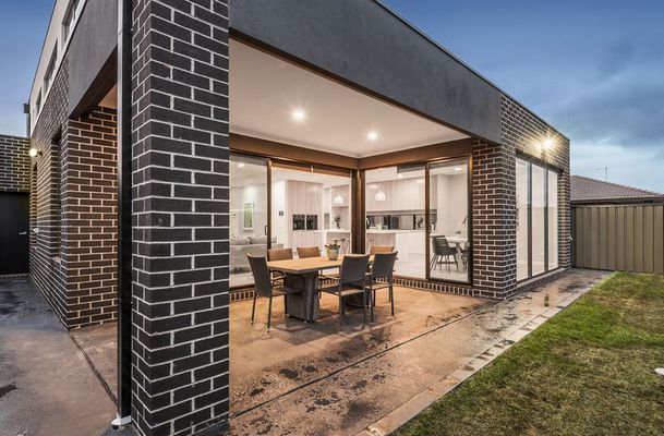 25 Peninsula Crescent, Craigieburn