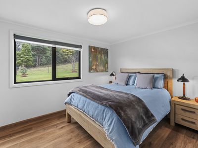 572 Woodbridge Hill Road, Gardners Bay