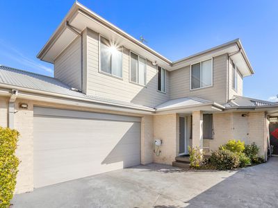 2 / 27a Hennesy Street, Flinders
