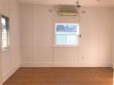 1 / 143 Princes Highway, Milton