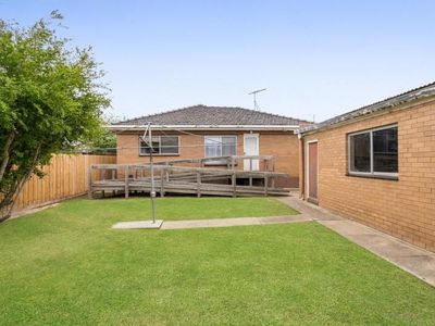 2 Burgundy Crescent, St Albans