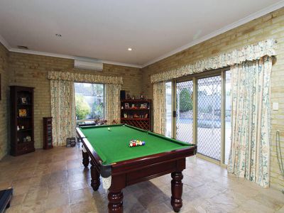 28 Green Croft Gdns, Leeming