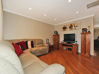 2 Davyhurst Drive, Kalgoorlie