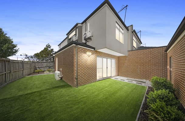 32 Dorrington street, Greenvale