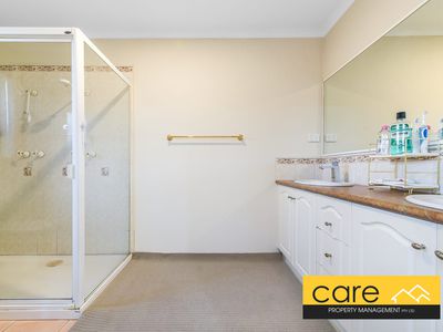 3 Ronans Retreat, Lynbrook