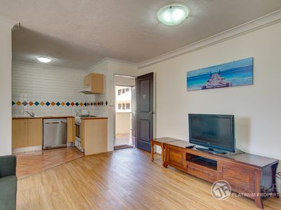 222B / 132 Marine Parade, Southport