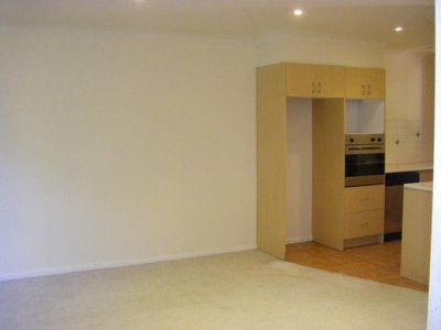3 / 42A Greenacre Road, Wollongong