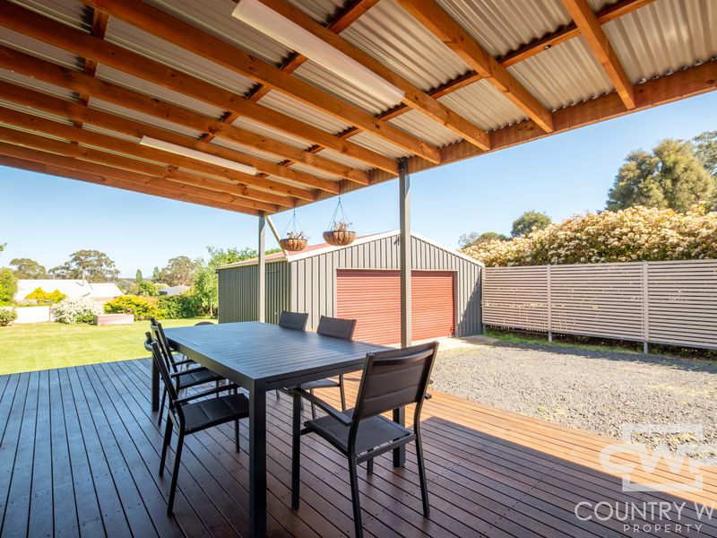 14 Cramsie Crescent, Glen Innes