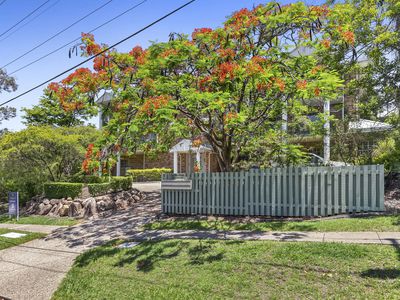 2 / 36 Alpha St, Taringa