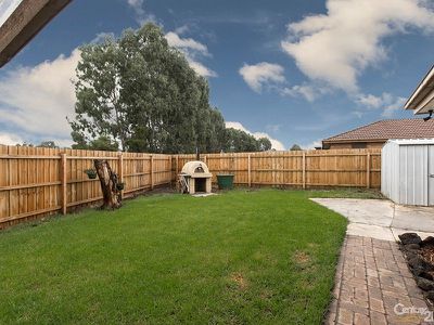 67 Meredith Crescent, Hampton Park