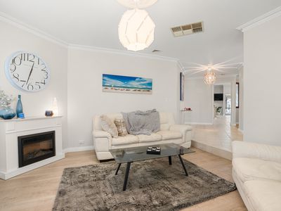 27 OAK WAY, Baldivis