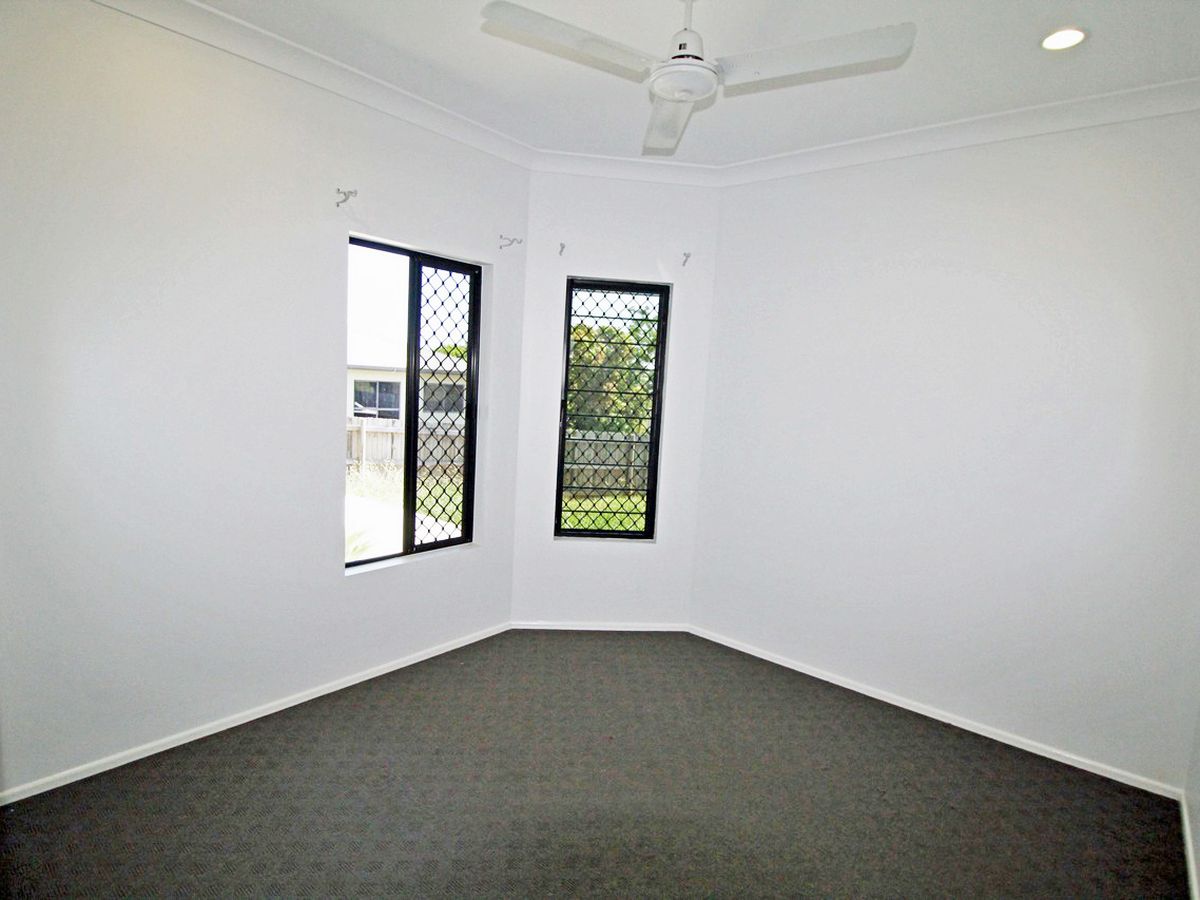 40 Storer St, Atherton