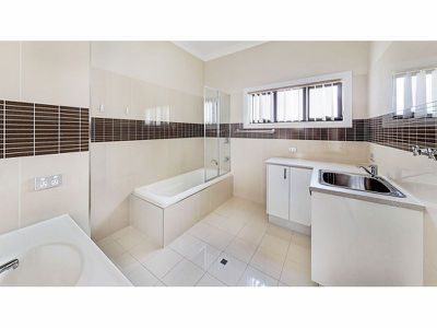 43 Sterling Street, Dubbo