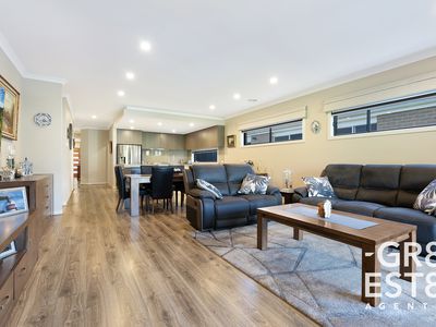 23 Nagle Crescent, Cranbourne West
