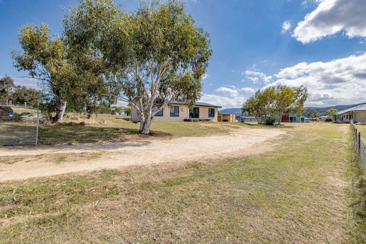 30a Geehi Circuit, Moonbah